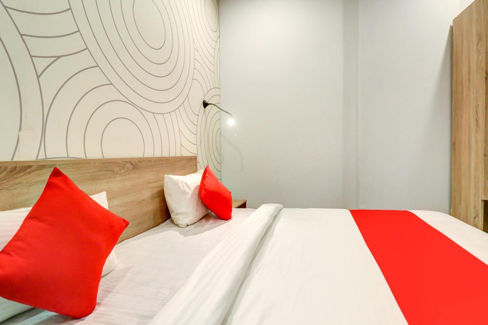 Hotel O Jps Grand Hotel نيودلهي المظهر الخارجي الصورة