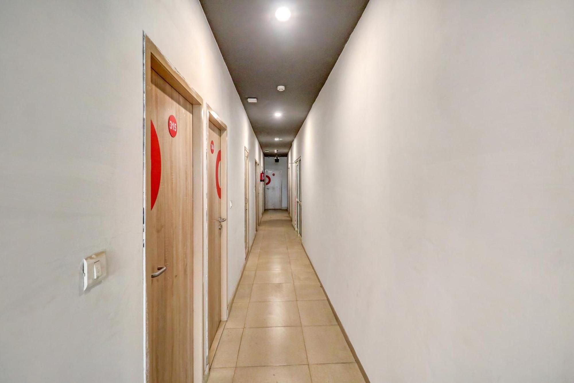 Hotel O Jps Grand Hotel نيودلهي المظهر الخارجي الصورة
